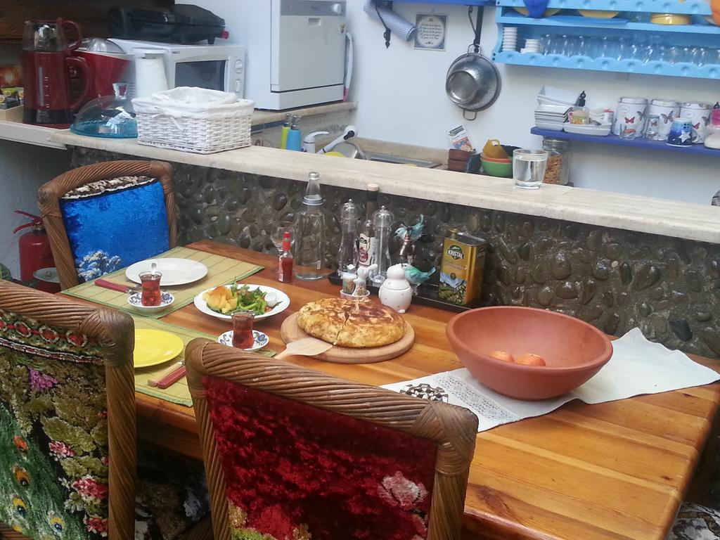 Cemil Ipekci Pension Bodrum ภายนอก รูปภาพ